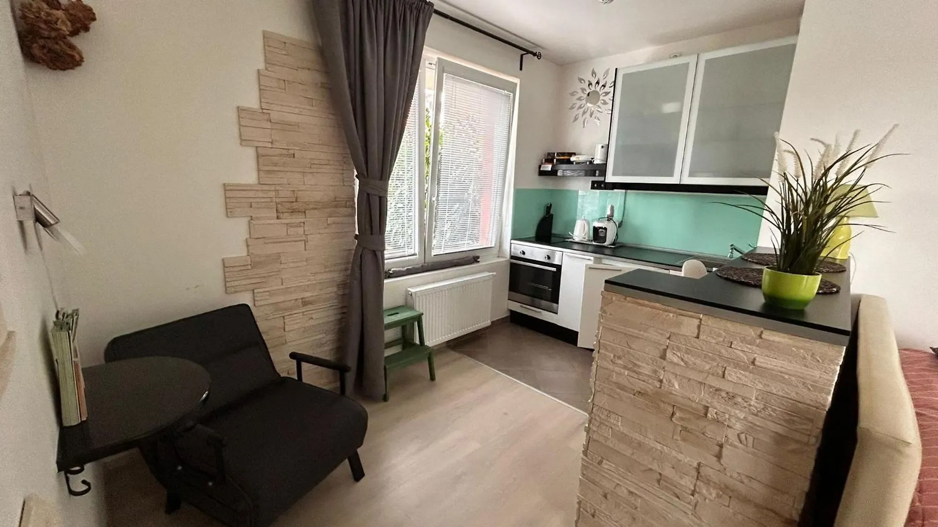 Bastien Studio near Airport Praga 0*,  Repubblica Ceca