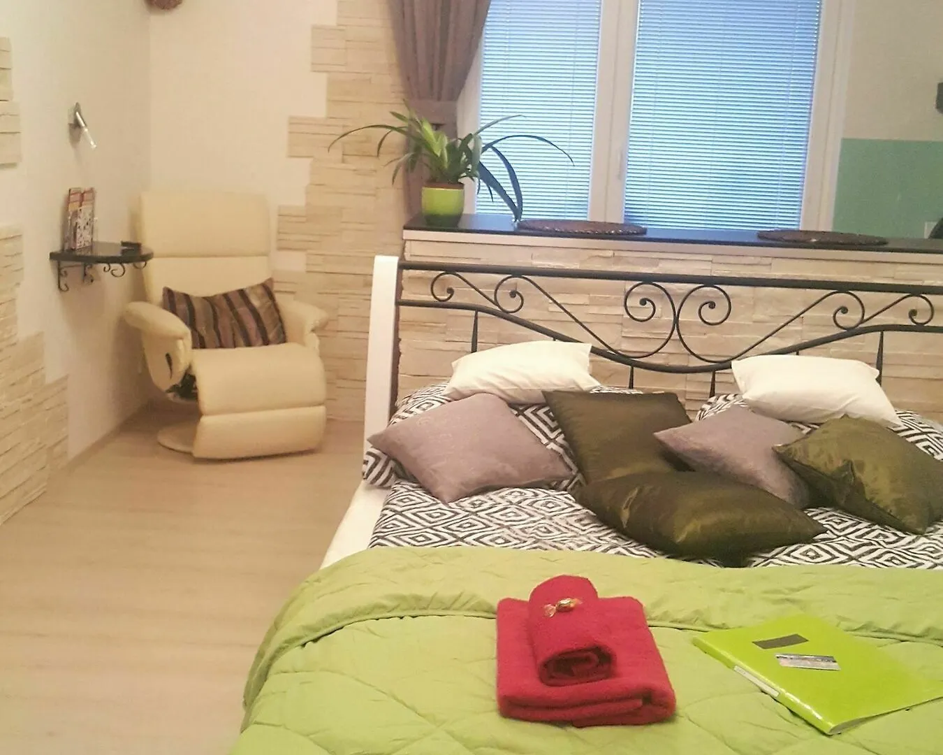 Bastien Studio near Airport Praga Appartamento